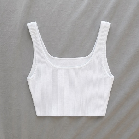 Babaton White Ribbed Crop Top - Picture 4 of 4